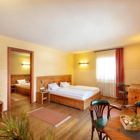 Alpenhof Hotel Зеефелд в Тирол Екстериор снимка