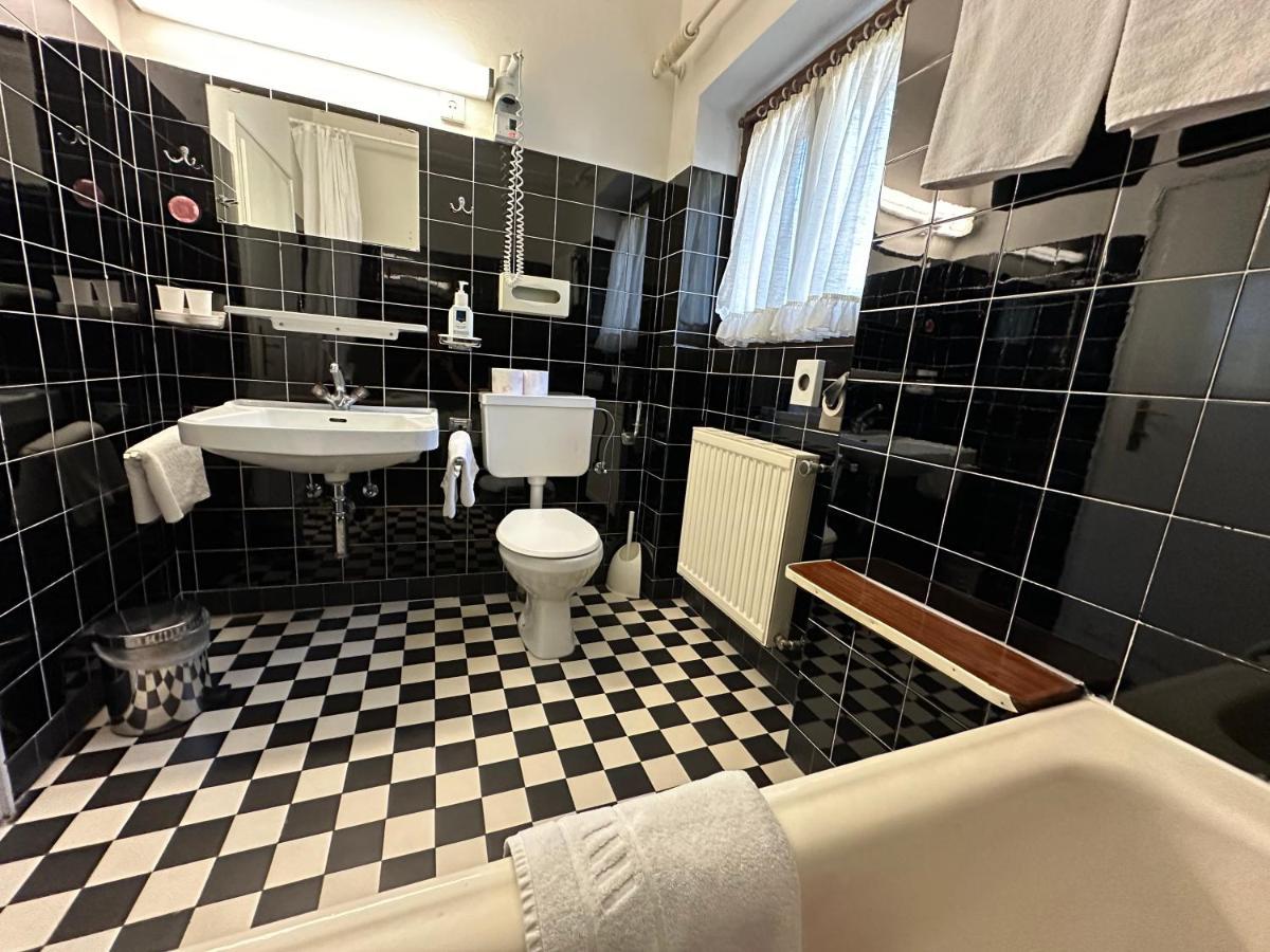 Alpenhof Hotel Зеефелд в Тирол Екстериор снимка